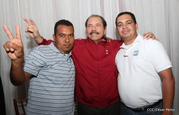 Daniel y Rosario sostienen encuentro con líderes sindicales nicaragüenses en saludo al Día Internacional de los Trabajadores