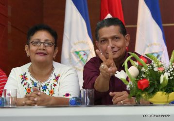 Daniel y Rosario sostienen encuentro con líderes sindicales nicaragüenses en saludo al Día Internacional de los Trabajadores