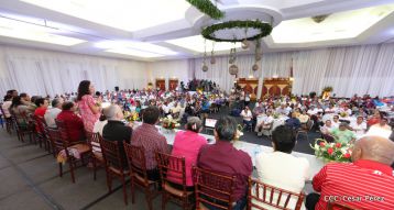 Daniel y Rosario sostienen encuentro con líderes sindicales nicaragüenses en saludo al Día Internacional de los Trabajadores