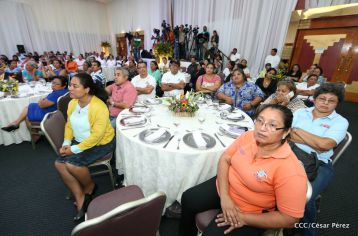 Daniel y Rosario sostienen encuentro con líderes sindicales nicaragüenses en saludo al Día Internacional de los Trabajadores