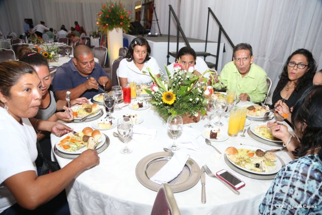Daniel y Rosario sostienen encuentro con líderes sindicales nicaragüenses en saludo al Día Internacional de los Trabajadores