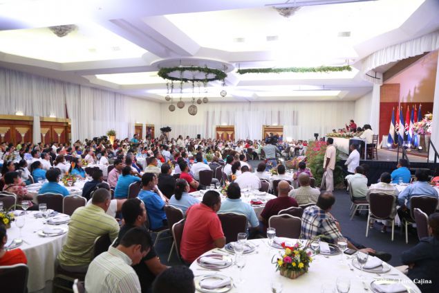 Daniel y Rosario sostienen encuentro con líderes sindicales nicaragüenses en saludo al Día Internacional de los Trabajadores