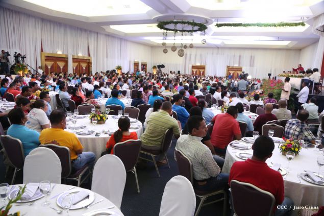 Daniel y Rosario sostienen encuentro con líderes sindicales nicaragüenses en saludo al Día Internacional de los Trabajadores