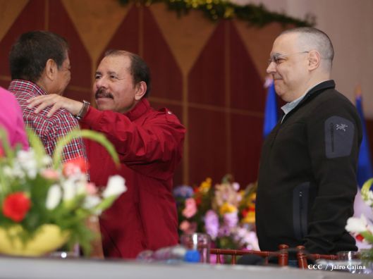 Daniel y Rosario sostienen encuentro con líderes sindicales nicaragüenses en saludo al Día Internacional de los Trabajadores
