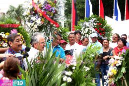 Una Flor para Tomás: Miles de nicaragüenses rinden homenaje al Comandante de la Revolución