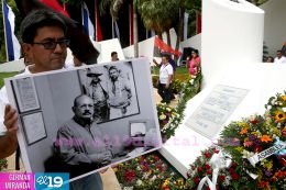 Una Flor para Tomás: Miles de nicaragüenses rinden homenaje al Comandante de la Revolución