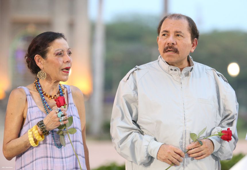 Daniel y Rosario rinden homenaje al Comandante de la Revolución, Tomás Borge Martínez