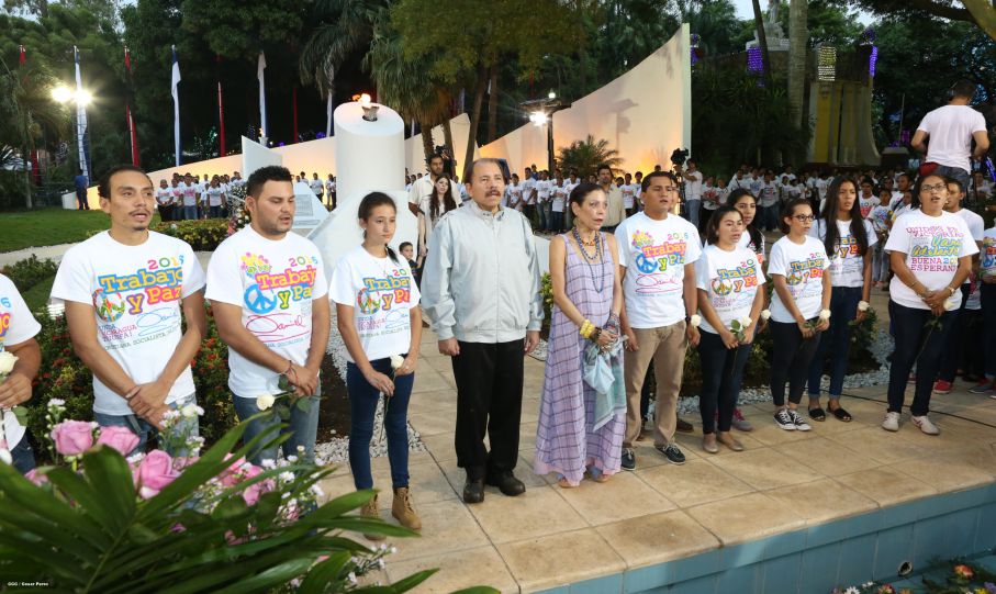 Daniel y Rosario rinden homenaje al Comandante de la Revolución, Tomás Borge Martínez