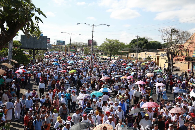 Viacrucis de Viernes Santo en Managua