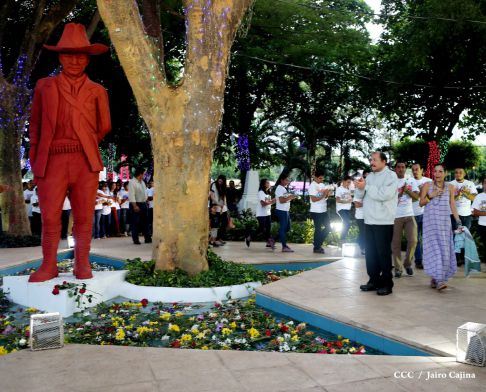 Daniel y Rosario rinden homenaje al Comandante de la Revolución, Tomás Borge Martínez