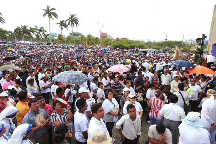 Viacrucis de Viernes Santo en Managua