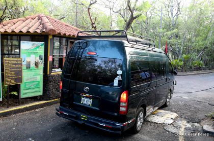Continúan llegando turistas a observar el lago de lava del Volcán Masaya