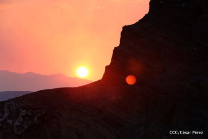El impresionante lago de lava del Volcán Masaya