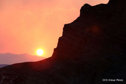 El impresionante lago de lava del Volcán Masaya