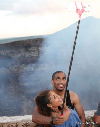El impresionante lago de lava del Volcán Masaya