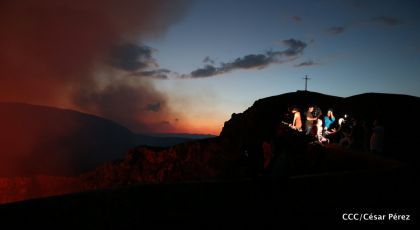 El impresionante lago de lava del Volcán Masaya