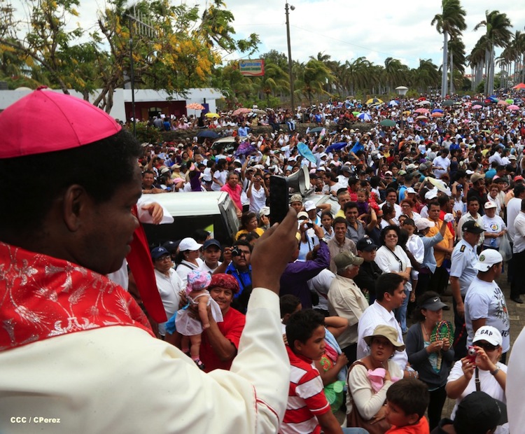 Viacrucis de Viernes Santo en Managua