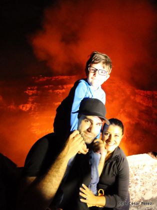 El impresionante lago de lava del Volcán Masaya