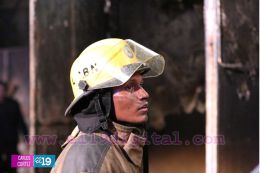 Fuerte incendio deja varias tiendas y tramos quemados en el Mercado Orienta