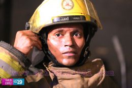 Fuerte incendio deja varias tiendas y tramos quemados en el Mercado Orienta