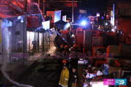 Fuerte incendio deja varias tiendas y tramos quemados en el Mercado Orienta