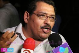 Fuerte incendio deja varias tiendas y tramos quemados en el Mercado Orienta