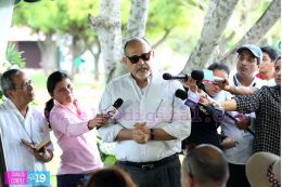 Familiares y amigos dan el último adiós al periodista Marcio Vargas