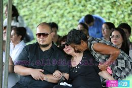 Familiares y amigos dan el último adiós al periodista Marcio Vargas