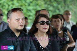 Familiares y amigos dan el último adiós al periodista Marcio Vargas