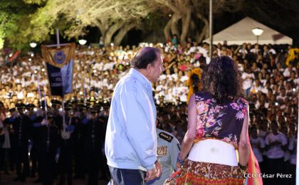 Daniel y Rosario celebran 121 Aniversario del Natalicio del General Sandino