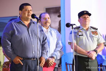 Daniel y Rosario celebran 121 Aniversario del Natalicio del General Sandino