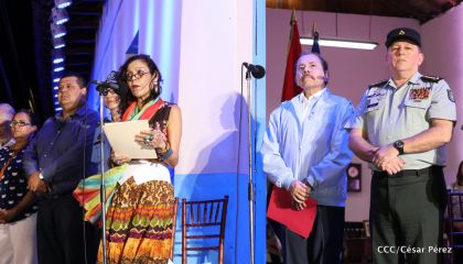 Daniel y Rosario celebran 121 Aniversario del Natalicio del General Sandino