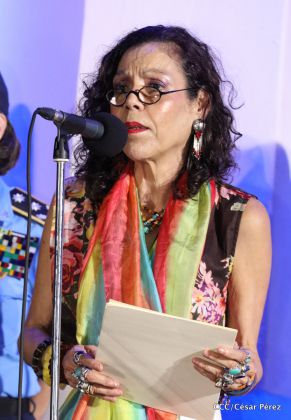 Daniel y Rosario celebran 121 Aniversario del Natalicio del General Sandino