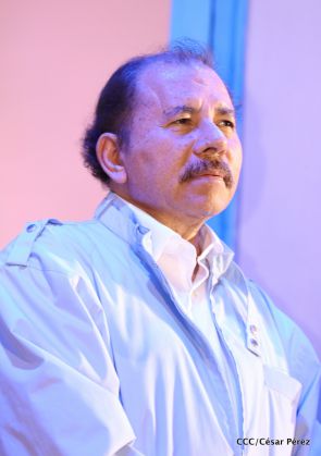 Daniel y Rosario celebran 121 Aniversario del Natalicio del General Sandino