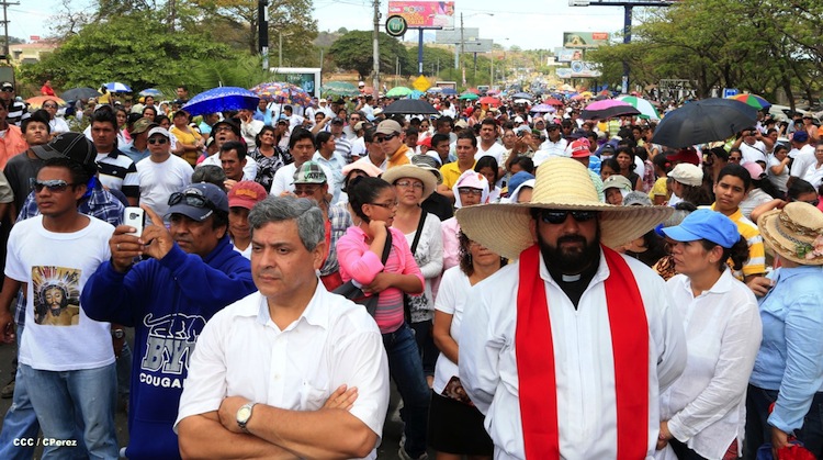 Viacrucis de Viernes Santo en Managua