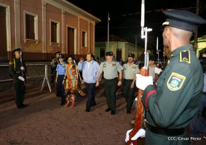 Daniel y Rosario celebran 121 Aniversario del Natalicio del General Sandino
