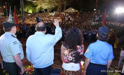 Daniel y Rosario celebran 121 Aniversario del Natalicio del General Sandino