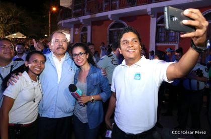 Daniel y Rosario celebran 121 Aniversario del Natalicio del General Sandino