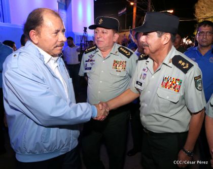 Daniel y Rosario celebran 121 Aniversario del Natalicio del General Sandino