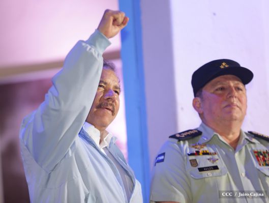 Daniel y Rosario celebran 121 Aniversario del Natalicio del General Sandino