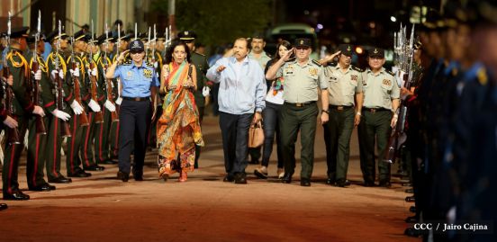 Daniel y Rosario celebran 121 Aniversario del Natalicio del General Sandino
