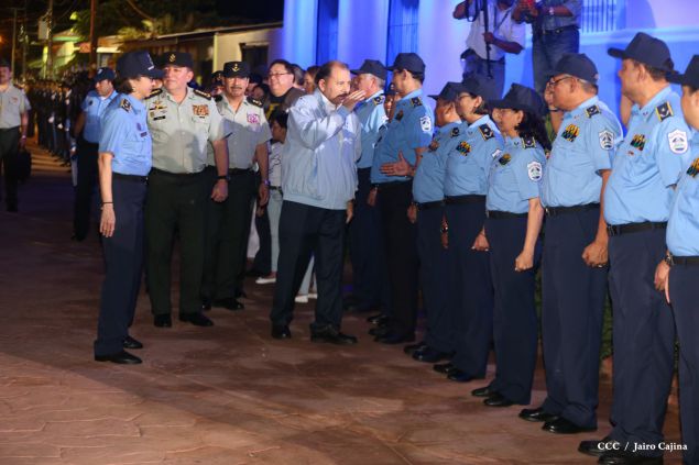 Daniel y Rosario celebran 121 Aniversario del Natalicio del General Sandino