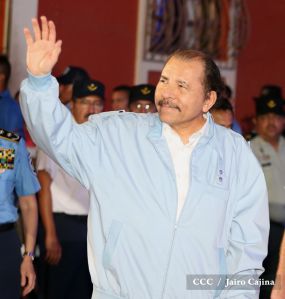 Daniel y Rosario celebran 121 Aniversario del Natalicio del General Sandino