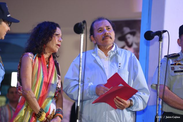 Daniel y Rosario celebran 121 Aniversario del Natalicio del General Sandino