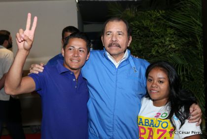 Daniel y Rosario presiden Asamblea Sandinista Nacional