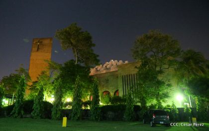 Juventud católica celebra efusivo homenaje al Cardenal Brenes