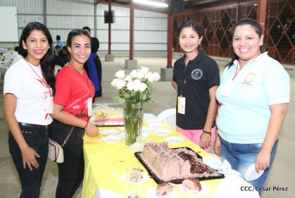 Juventud católica celebra efusivo homenaje al Cardenal Brenes
