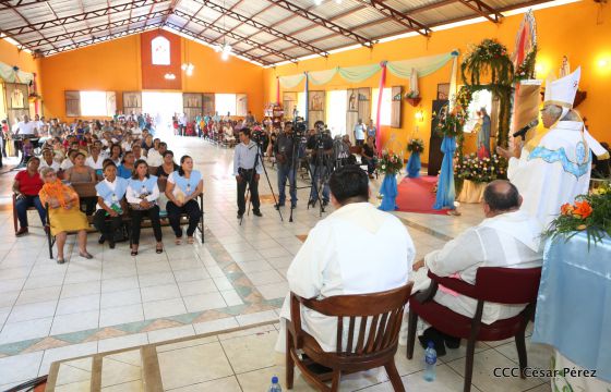 Celebran con júbilo y devoción a María Auxiliadora en Los Altos, Nindirí