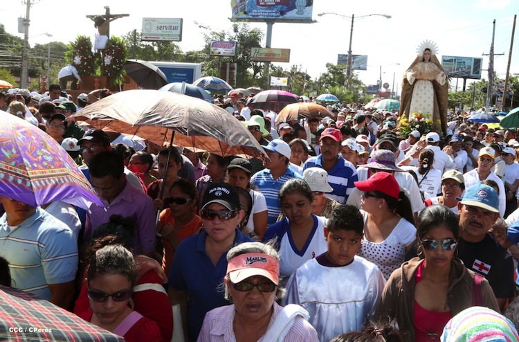 Viacrucis de Viernes Santo en Managua
