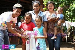 Gobierno envía miles de juguetes a niñ@s de Puerto Morazán y Tonalá 